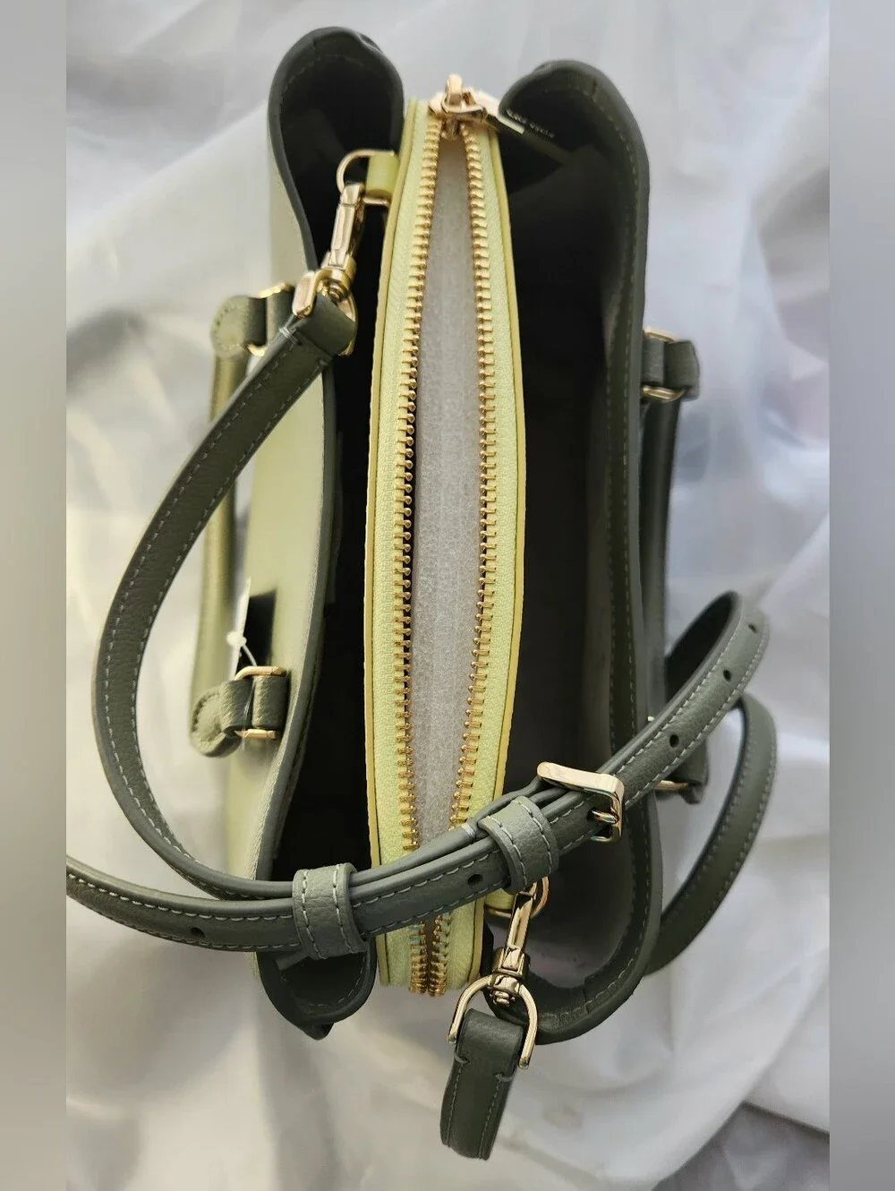 kate spade New York thompson street colorblock del Satchel Crossbody NWT